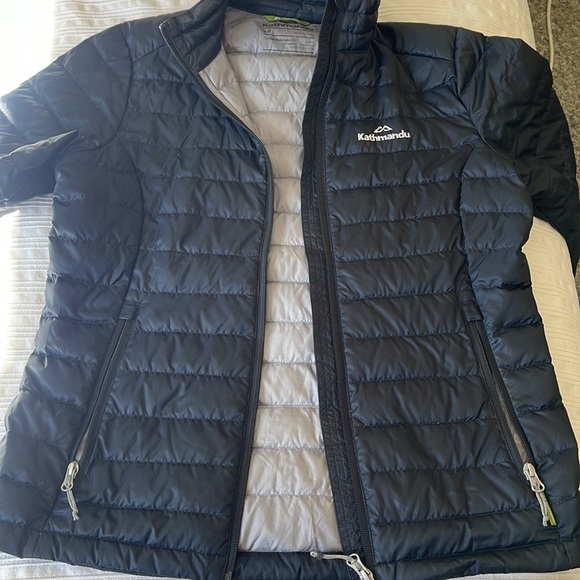 Kathmandu puffer jacket - Picture 3 of 5